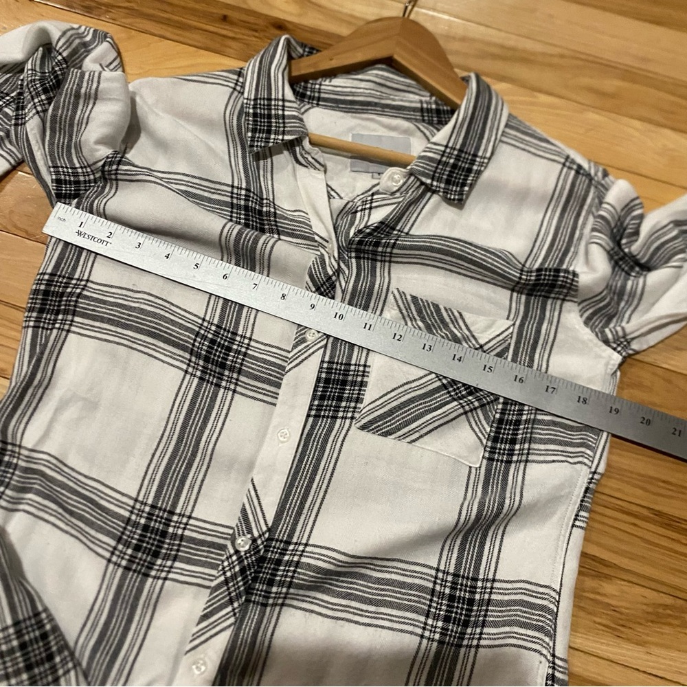 Rails Hunter Button Down In White/Ink - image 7